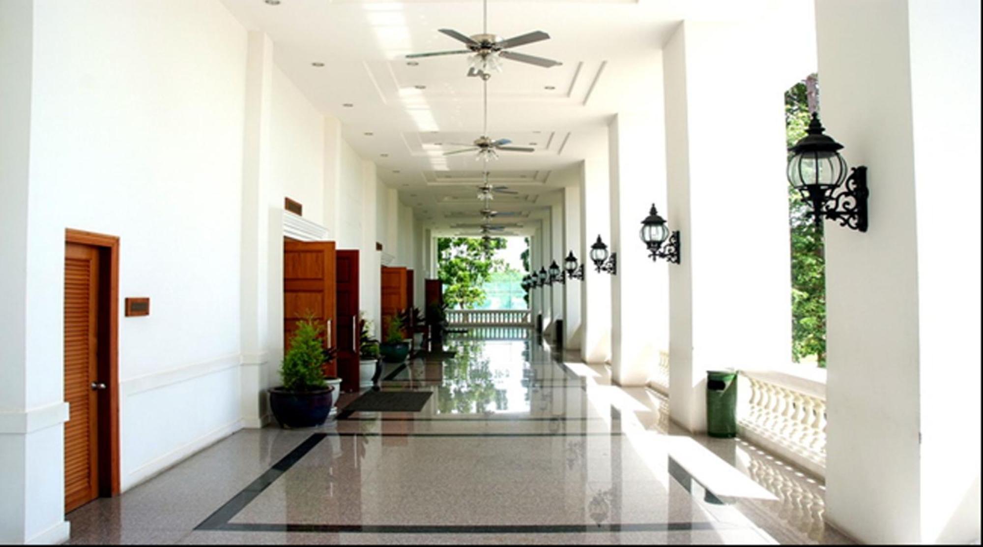 Purimas Beach Hotel & Spa Ban Chang  Exterior photo