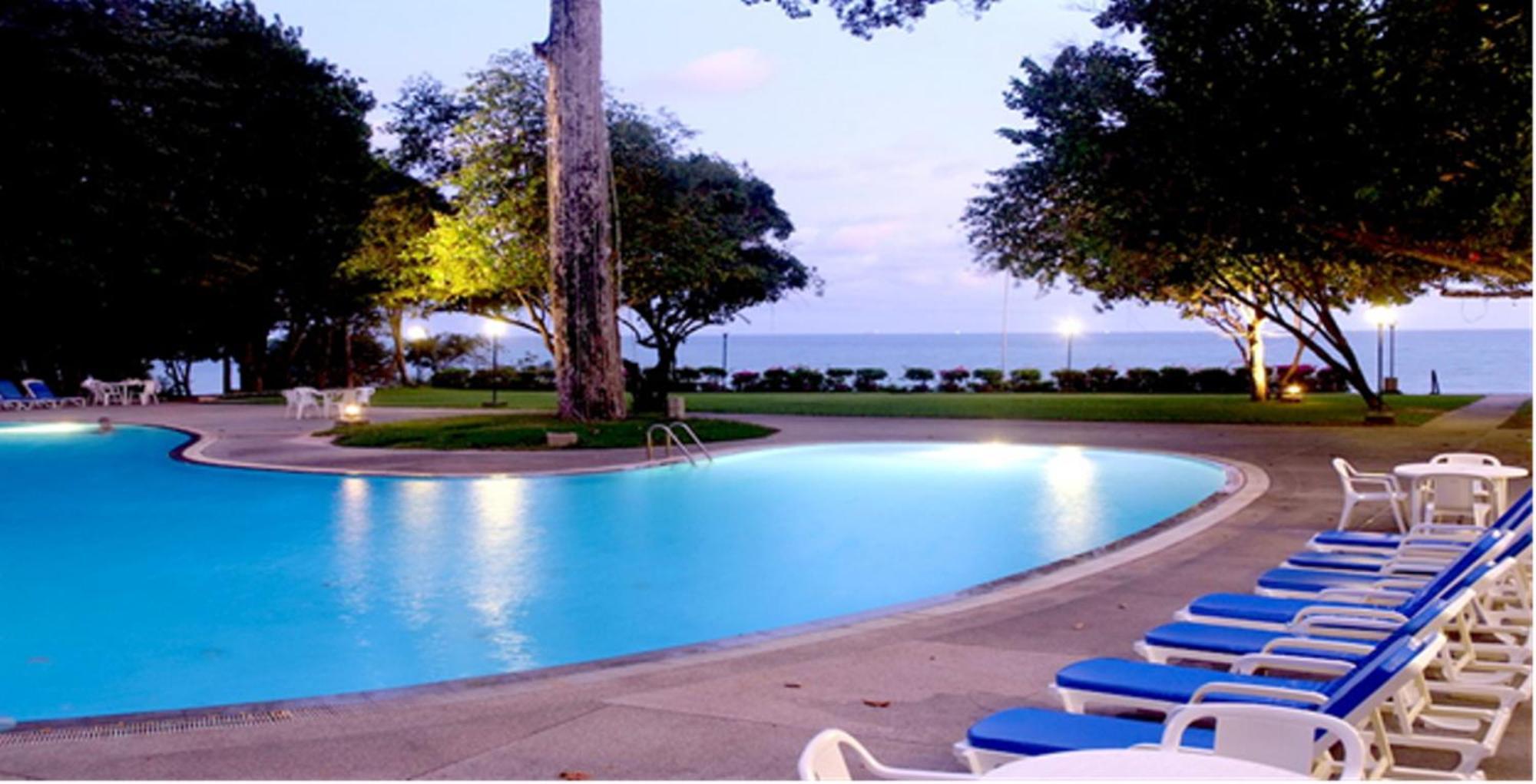 Purimas Beach Hotel & Spa Ban Chang  Exterior photo
