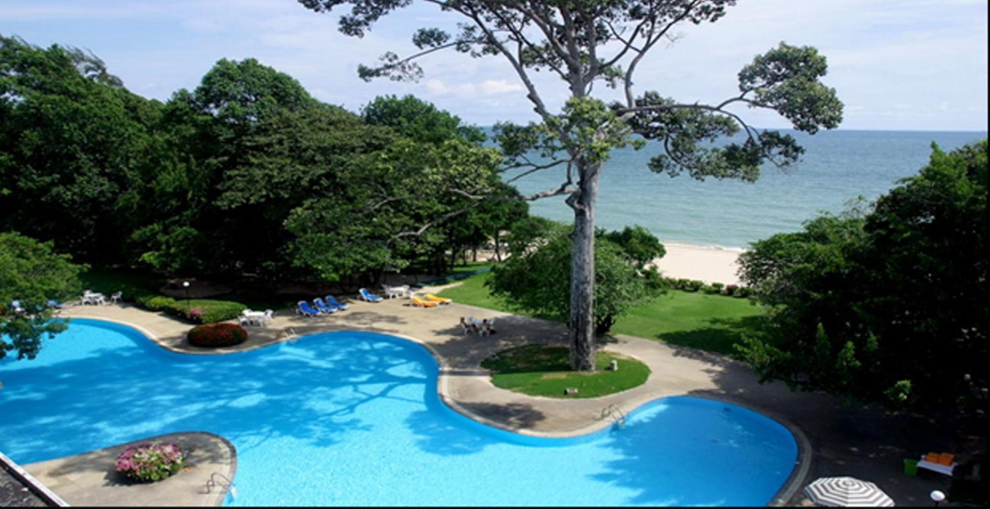 Purimas Beach Hotel & Spa Ban Chang  Exterior photo