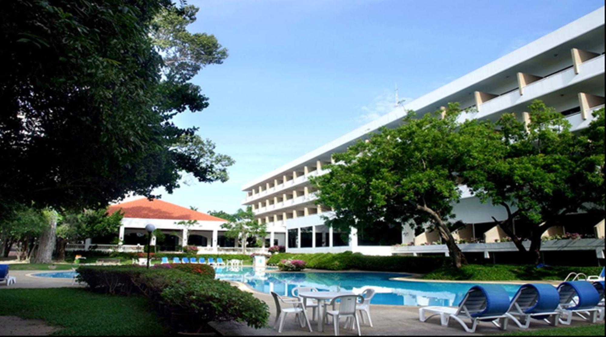 Purimas Beach Hotel & Spa Ban Chang  Exterior photo