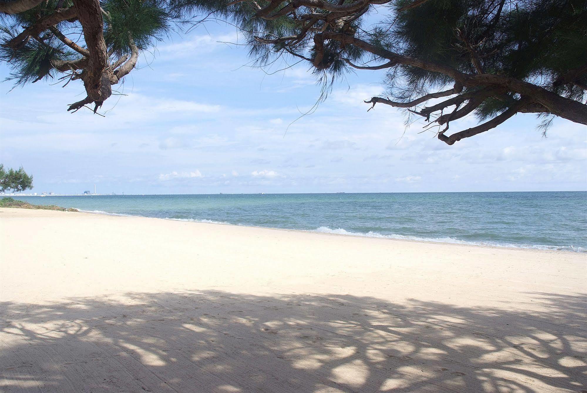 Purimas Beach Hotel & Spa Ban Chang  Exterior photo